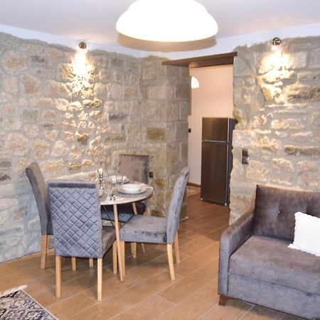 Elen'S Suites Pramanta Luaran gambar