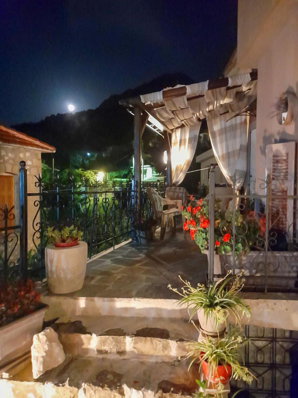 Elen'S Suites Pramanta Luaran gambar